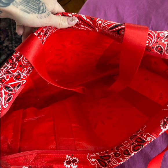 Supreme bandana tote ❤️‍🔥 - Picture 2 of 3